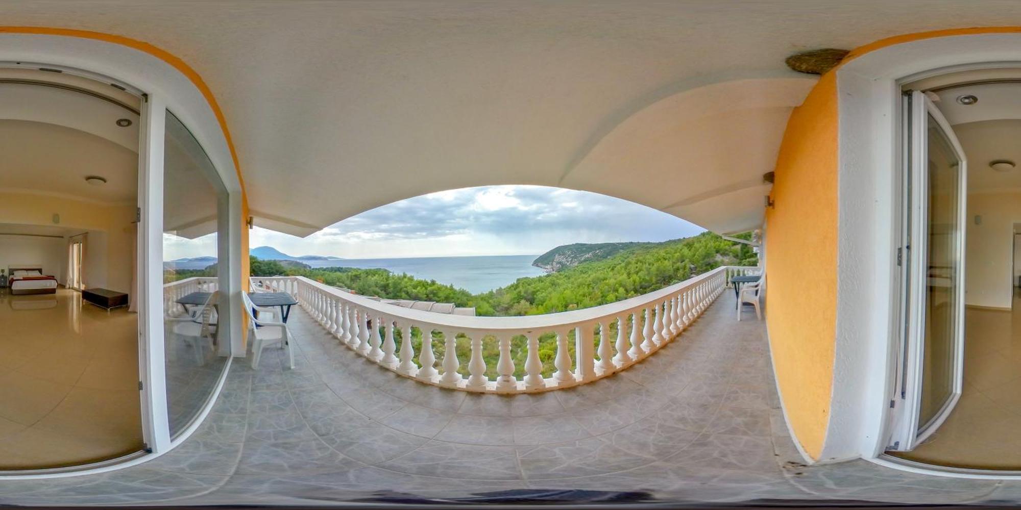 -panorama Lux Sutomore
